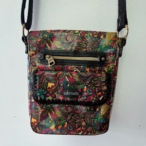 Sakroots crossbody artist circle purse with adjustable strap messenger on the go